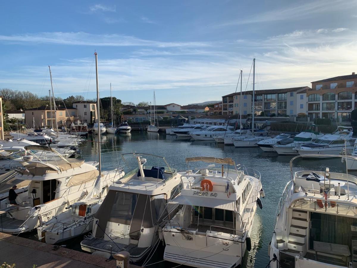 Port Cogolin Vue Bateau Apartamento Exterior foto
