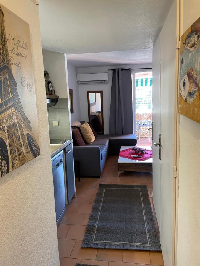 Port Cogolin Vue Bateau Apartamento Exterior foto