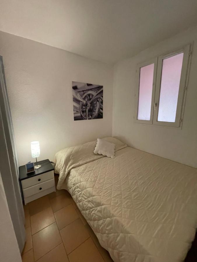 Port Cogolin Vue Bateau Apartamento Exterior foto